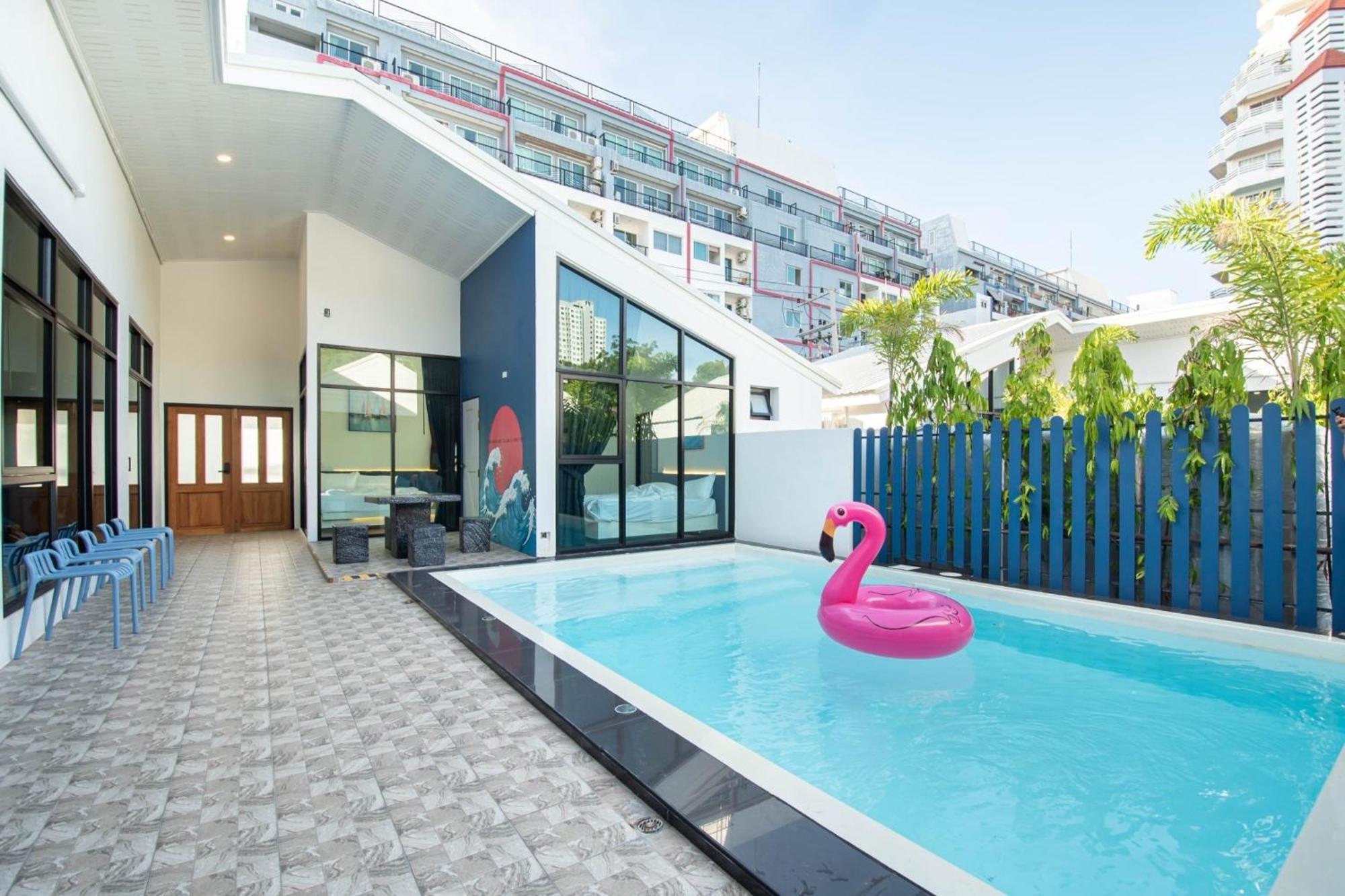 Madaguscar Private Pool Villa-Pattaya Pantai Jomtien Luaran gambar