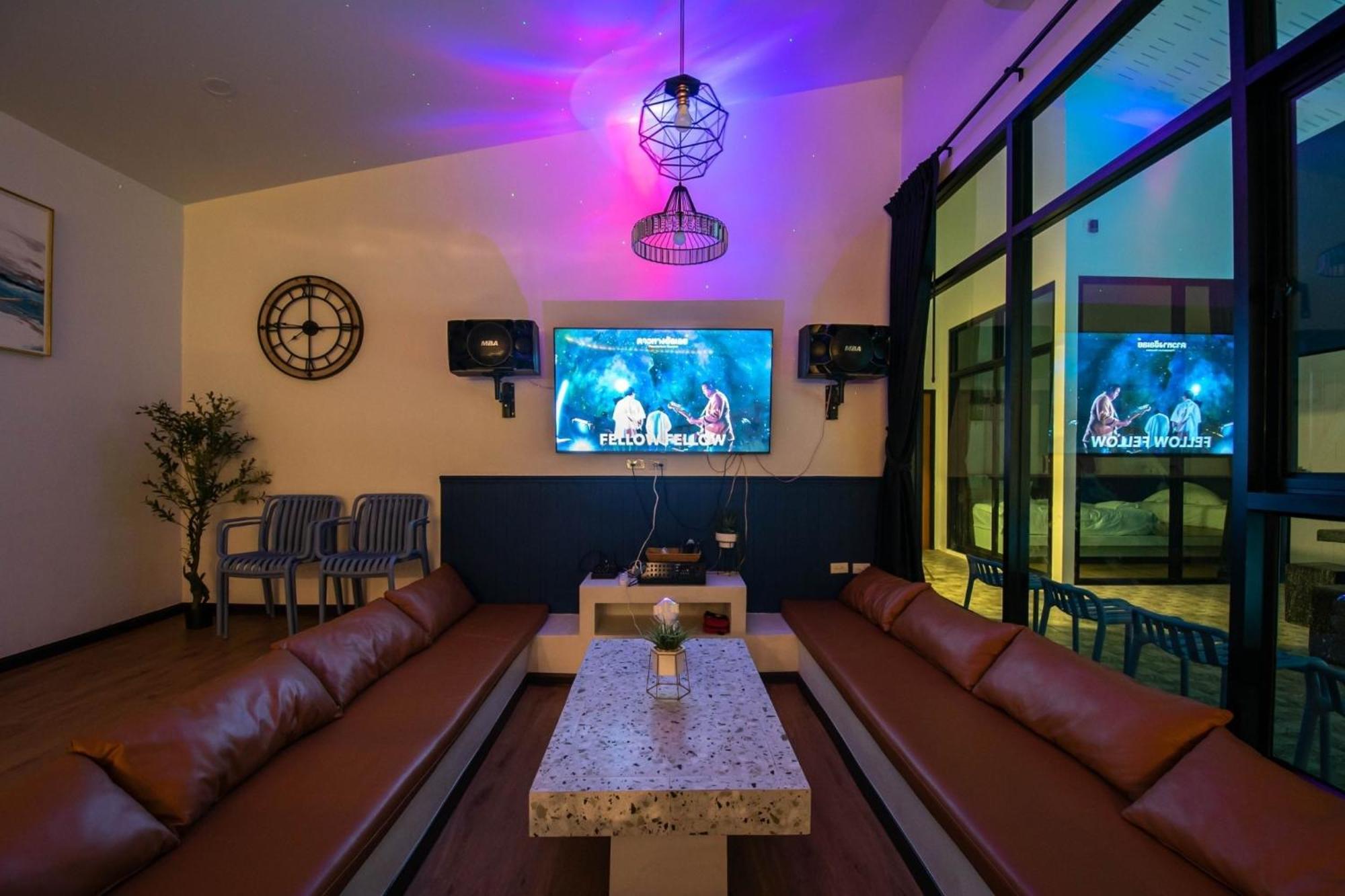 Madaguscar Private Pool Villa-Pattaya Pantai Jomtien Luaran gambar