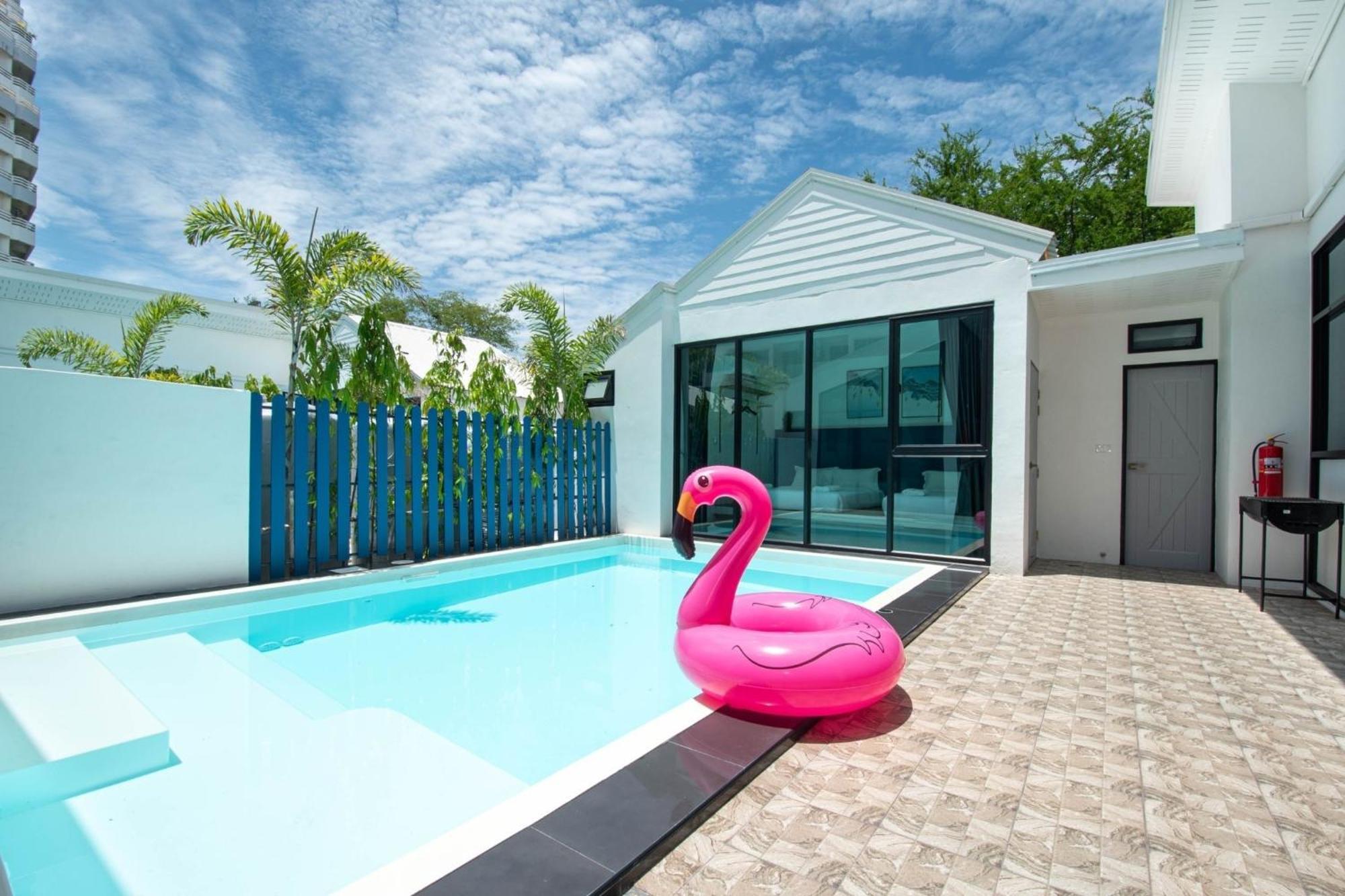 Madaguscar Private Pool Villa-Pattaya Pantai Jomtien Luaran gambar