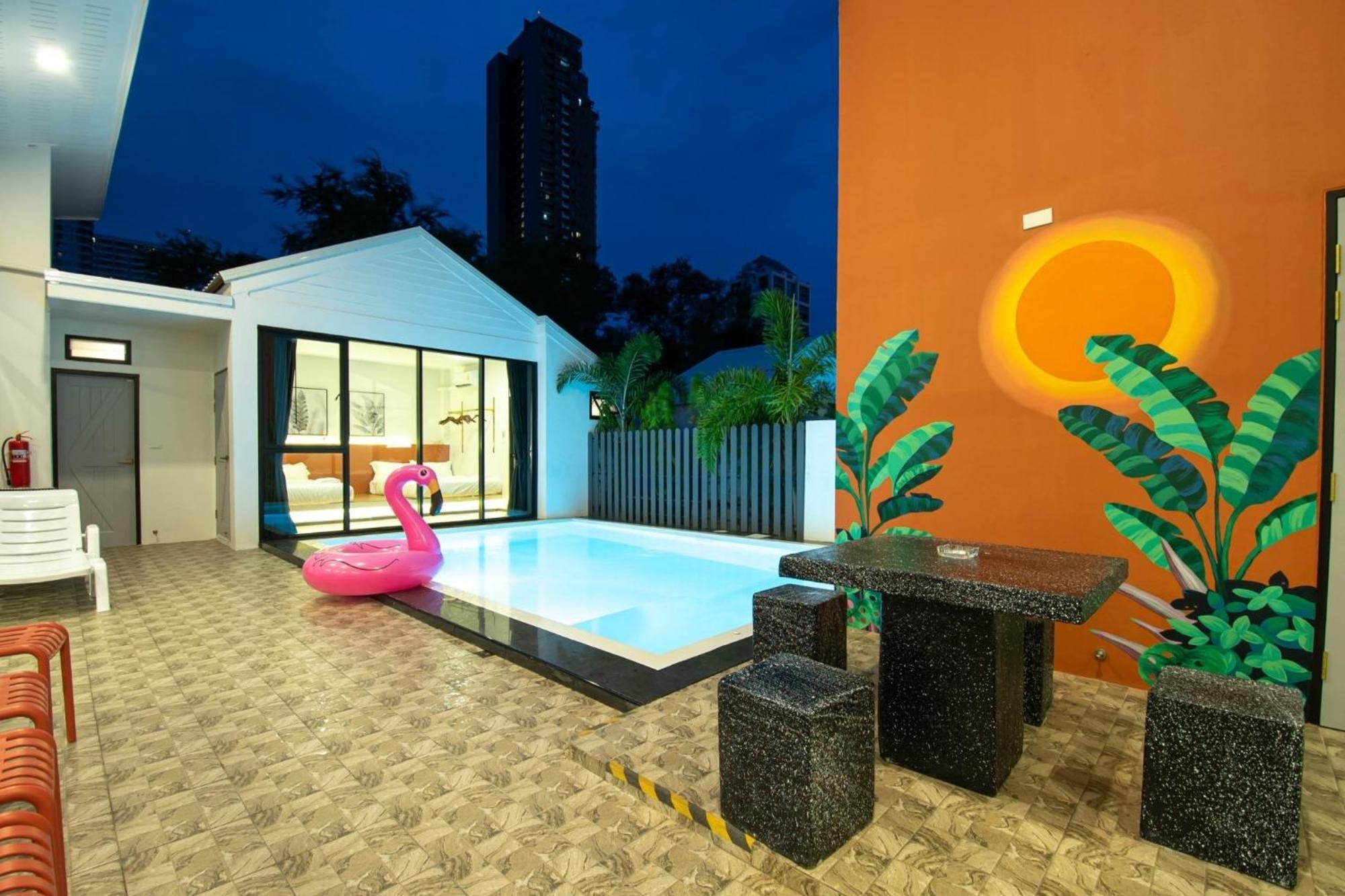 Madaguscar Private Pool Villa-Pattaya Pantai Jomtien Luaran gambar